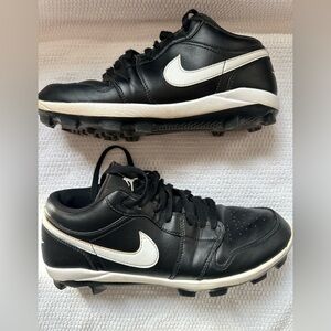 Jordan 1 size 10 Baseball Cleats slightly used